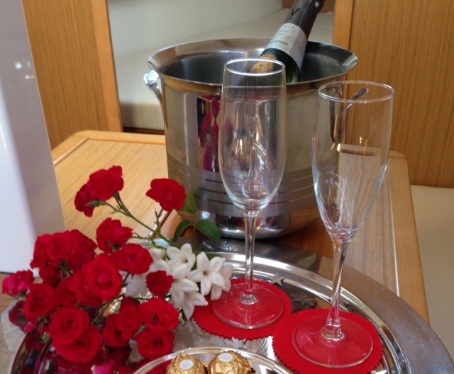  Champagner und Schokolade 